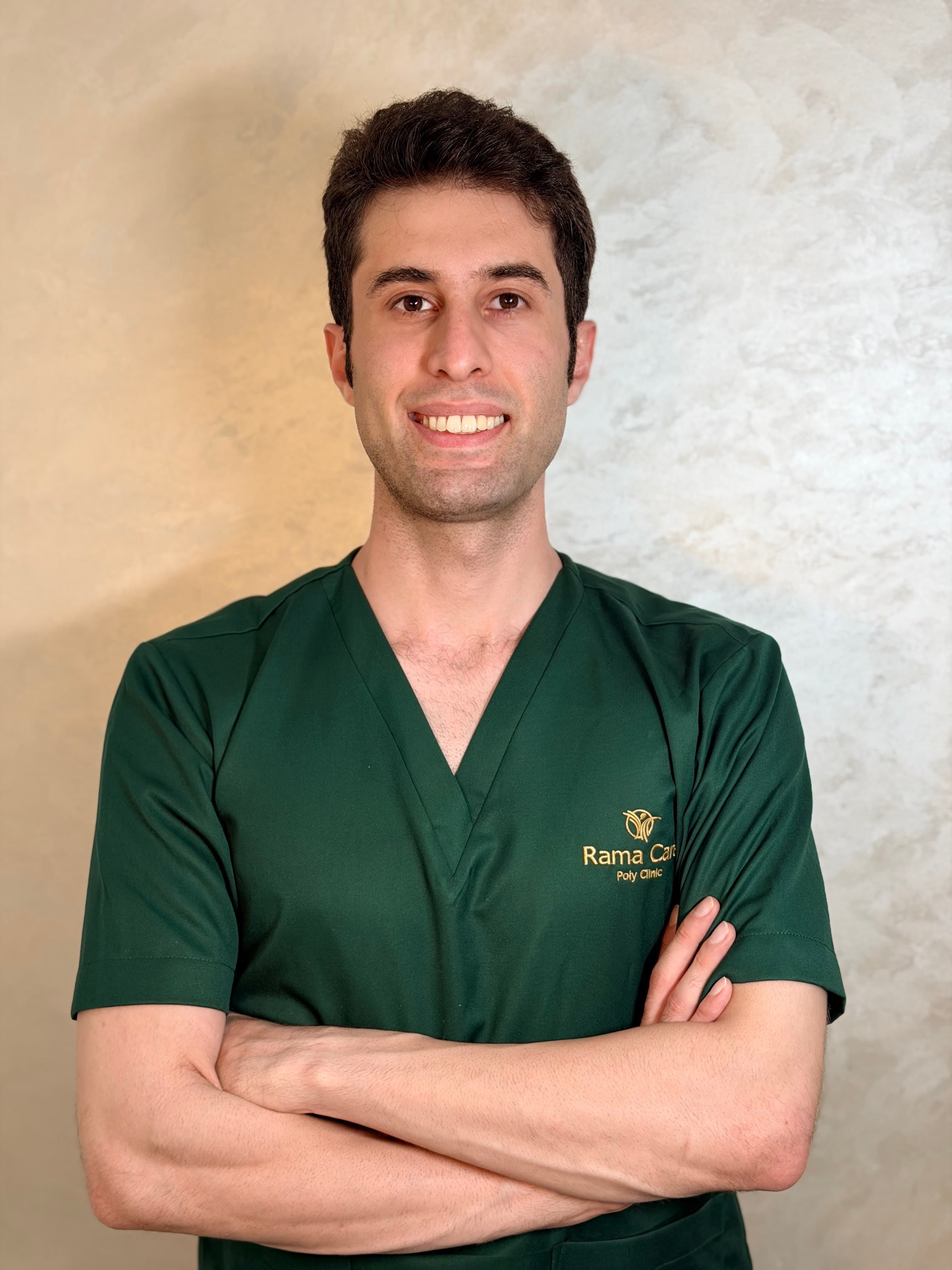 Dr Hirbod Gilandoust